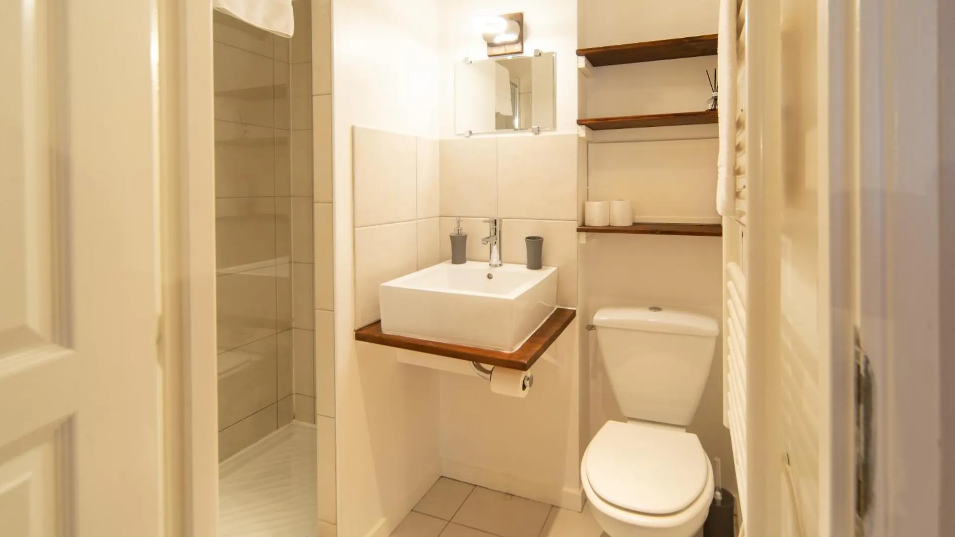 ***** بيت ضيافة Maison Caramel Landry فرنسا
